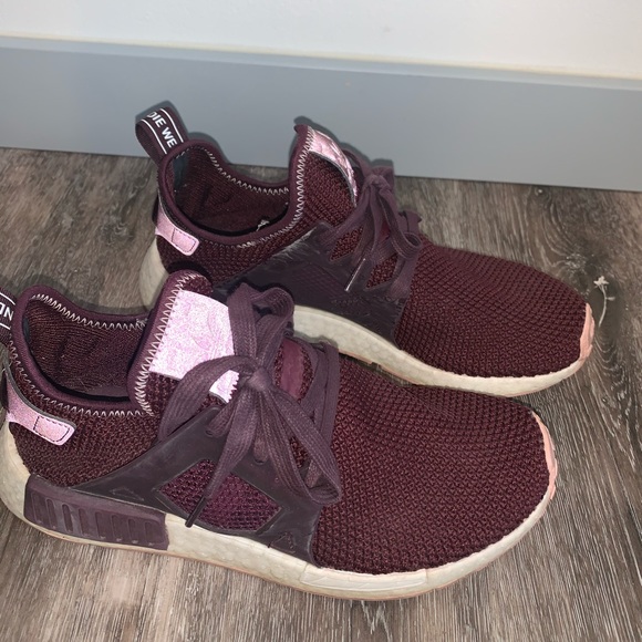 NMD’s purple size 7.5Y - Picture 1 of 4